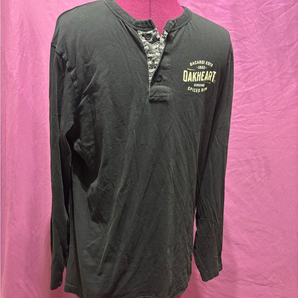 Classic Bacardi Rum Oakheart Men’s Long Sleeve Shirt Size Large, Alcohol Shirt